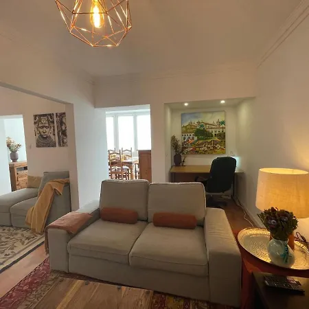 Mhouse Lease Av Sintra Daire